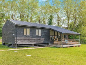 Exterior - 3 bedroom accommodation in Blacknest, near Alton (Blacknest, near Alton)