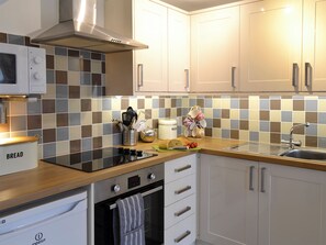 Geschirrspüler, Hochstuhl