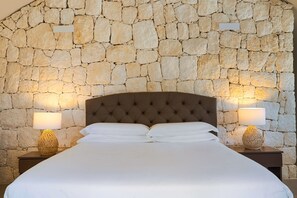 4 Schlafzimmer, BĂŒgeleisen/BĂŒgelbrett, kostenloses Internet, BettwĂ€sche