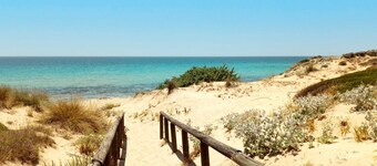 Villa Minni - Three Bedroom Villa, Sleeps 6