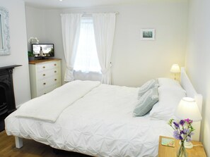 2 bedrooms, free WiFi, bed sheets - 2 bedroom accommodation in Winchester (Winchester)