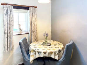 Dining - Rebecca Puddle Duck Cottage (Bassenthwaite)