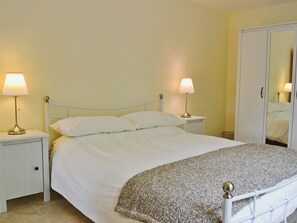 2 quartos, Wi-Fi de cortesia, roupa de cama