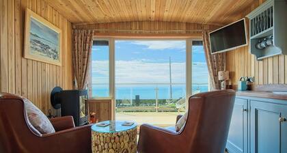 Little Beach - UK5997