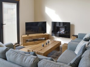 TV