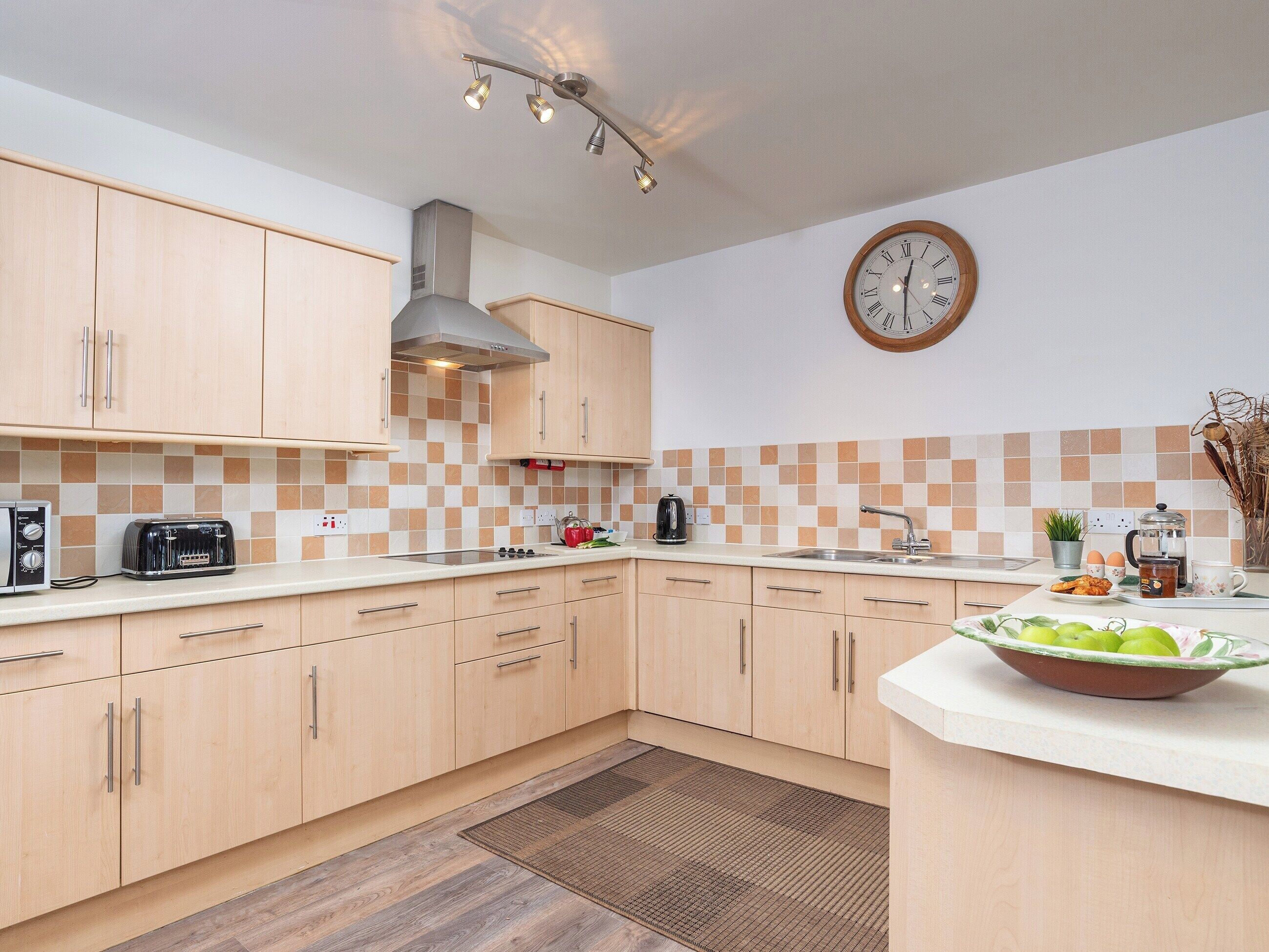 Dishwasher, cookware/dishes/utensils