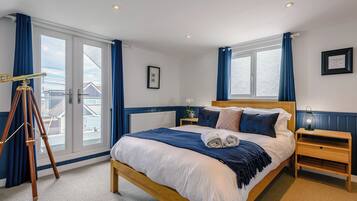 4 bedrooms, free WiFi, bed sheets