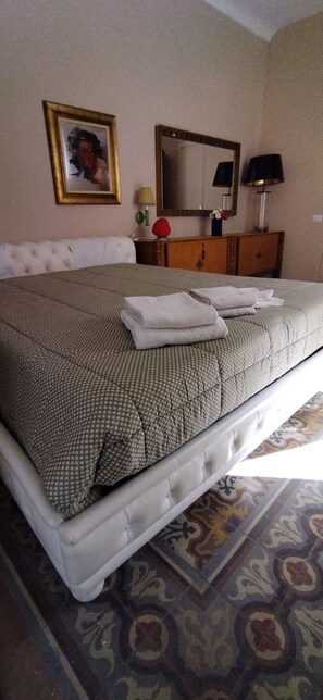 1 camera, Wi-Fi gratuito, lenzuola