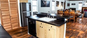 Heart of Lake George – Fireworks on  Back Deck, Parking, Walk to Everything!”