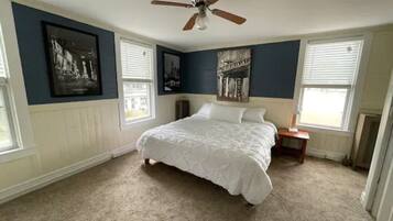 2 chambres, fer et planche à repasser, Wi-Fi gratuit, draps fournis