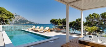 Villa Tanja - Four Bedroom Villa, Sleeps 8