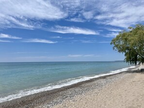 Beach nearby, beach towels