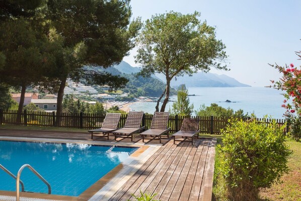 Pool - Villa Pasiphae - Two Bedroom Villa, Sleeps 6 (Pelekas)