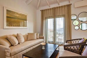 TV, DVD player, books - Villa Pelagia - Two Bedroom Villa, Sleeps 4 (Fiskardo)