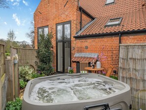 Terrace/patio - The Cartlodge - UKC1039 (Hickling)