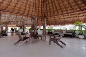 Living area - APARTMENT DELUXE QUADRA at 3 min 5th Av (Playa del Carmen)