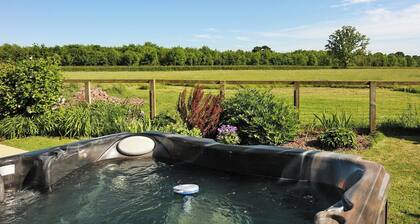 2 bedroom accommodation in South Barrow, near Yeovil