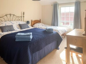 3 Schlafzimmer, kostenloses WLAN, Bettwäsche