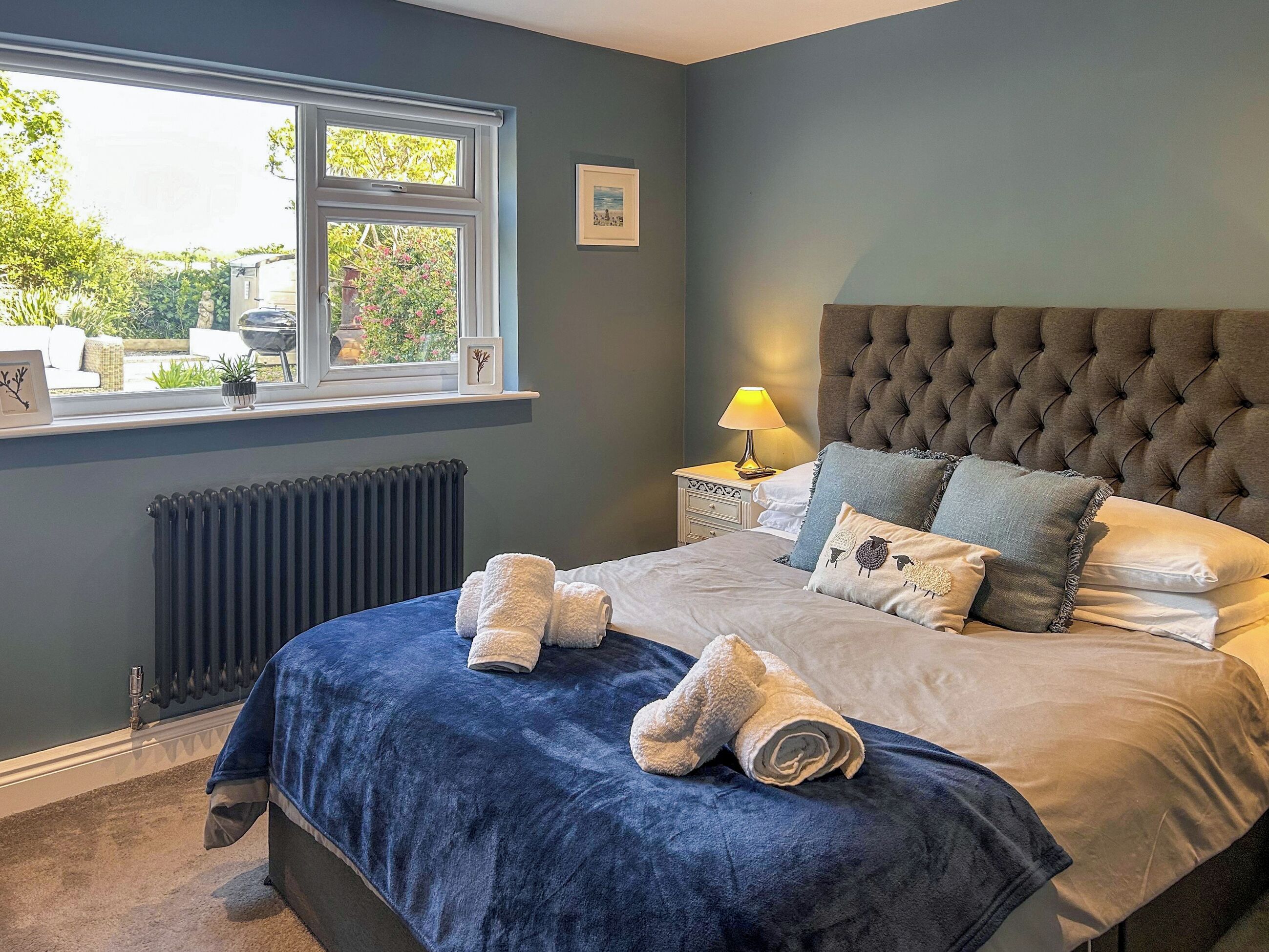 3 bedrooms, free WiFi, bed sheets