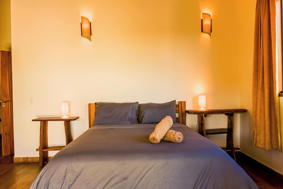 Literie de qualité supérieure, décoration personnalisée