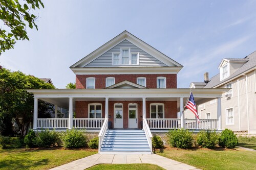 Luxury Beach Getaway in Cape Charles