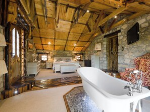 4 Schlafzimmer, kostenloses WLAN, Bettwäsche