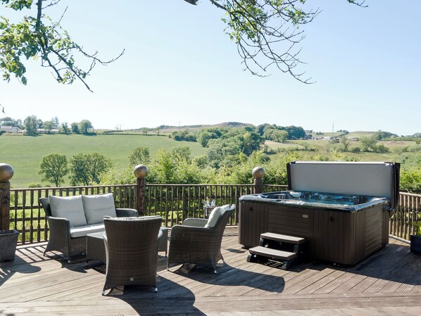 Unclassified image, 1 of 33, button