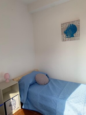 2 bedrooms, iron/ironing board, free WiFi - The lawyer's abode  (Campania)
