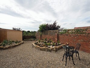 Outdoor dining - The Hideaway Low Hawsker (Low Hawsker, near Whitby)