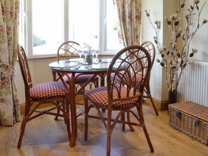 Dining - Discover Cambridgeshire from this superb holiday lodge. (Little Downham, near Ely)