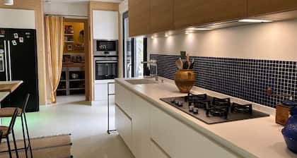 Contemporary house with pool close to beaches and shops