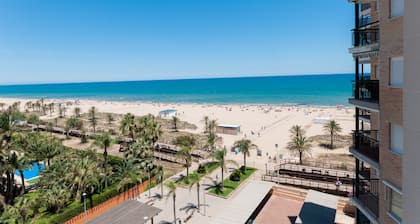 Elegant 2-bedroom family apartment, swimming pools and sea views - FAMILIES ONLY