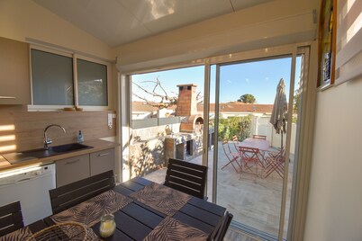 House for 6 people 200 m from the beach