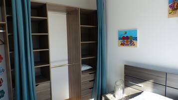 2 bedrooms, iron/ironing board, travel crib, free WiFi