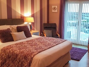 6 chambres, Wi-Fi gratuit, draps fournis