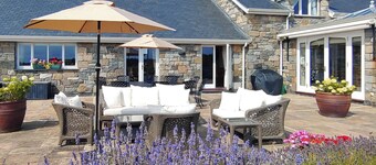 6 bedroom accommodation in Rhoshirwaun, near Pwllheli