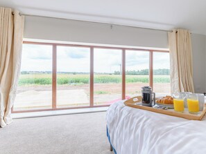 3 chambres, accès au Wi-Fi (inclus), literie fournie