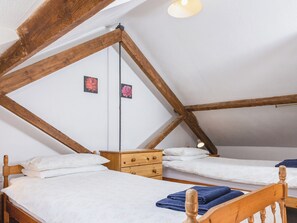 2 chambres, Wi-Fi gratuit, draps fournis