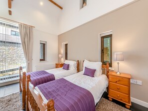3 habitaciones, wifi gratis y ropa de cama 