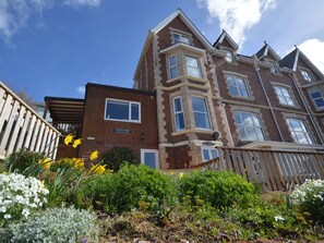 Exterior - 1 bedroom accommodation in Paignton (Paignton)