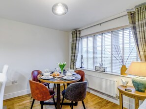 Dining - 3 bedroom accommodation in Helmsley (Helmsley)