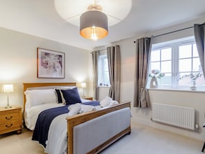 3 bedrooms, free WiFi, bed sheets - 3 bedroom accommodation in Helmsley (Helmsley)