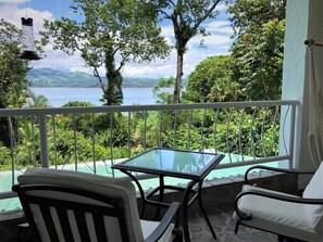 Property grounds - Villa Corazón Oriente - Private beach Lake Arenal (Nuevo Arenal)