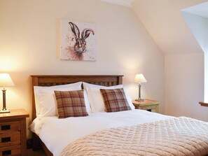 4 bedrooms, free WiFi, bed sheets