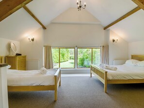 5 Schlafzimmer, kostenloses WLAN, Bettwäsche