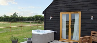 1 bedroom accommodation in Alkham, near Dover