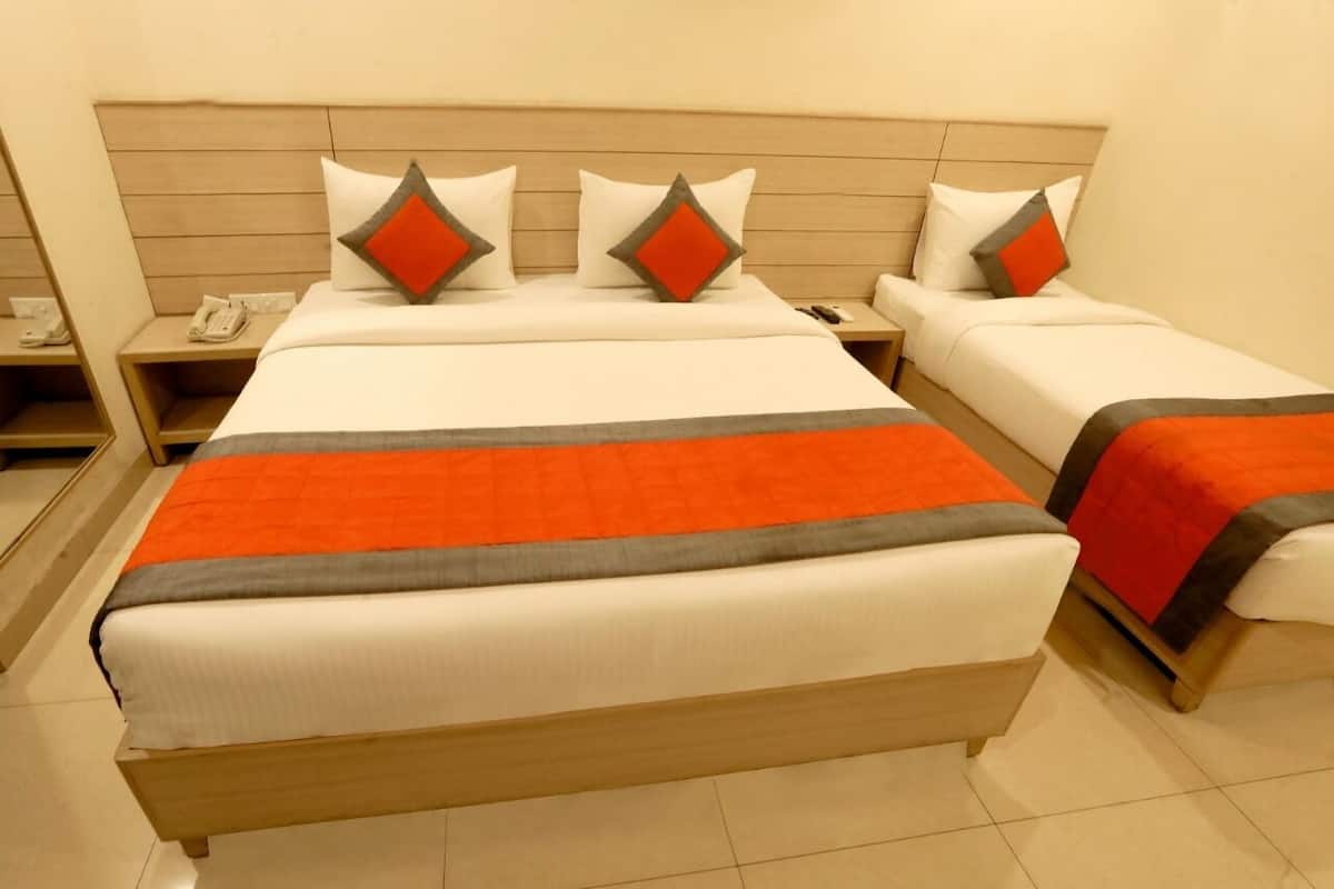 Family Triple Room | In-room safe, desk, free WiFi