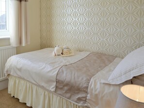 3 bedrooms, free WiFi, bed sheets