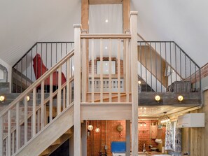 Interior - 1 bedroom accommodation in Freshwater, near Yarmouth (Freshwater, near Yarmouth)