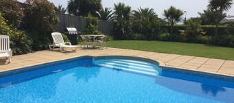 The Cottage - Goodrington Lodge